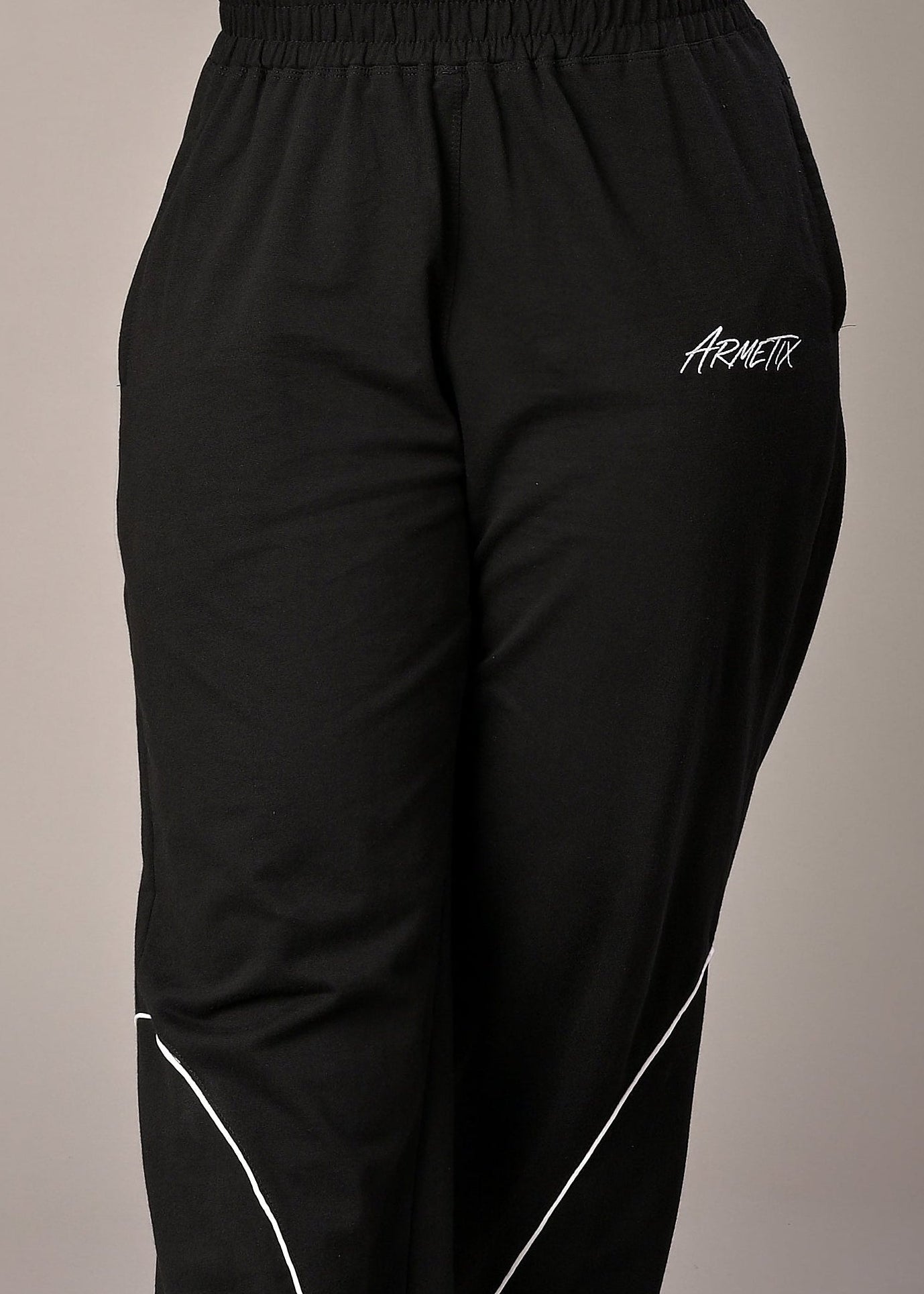 Black unisex track pant