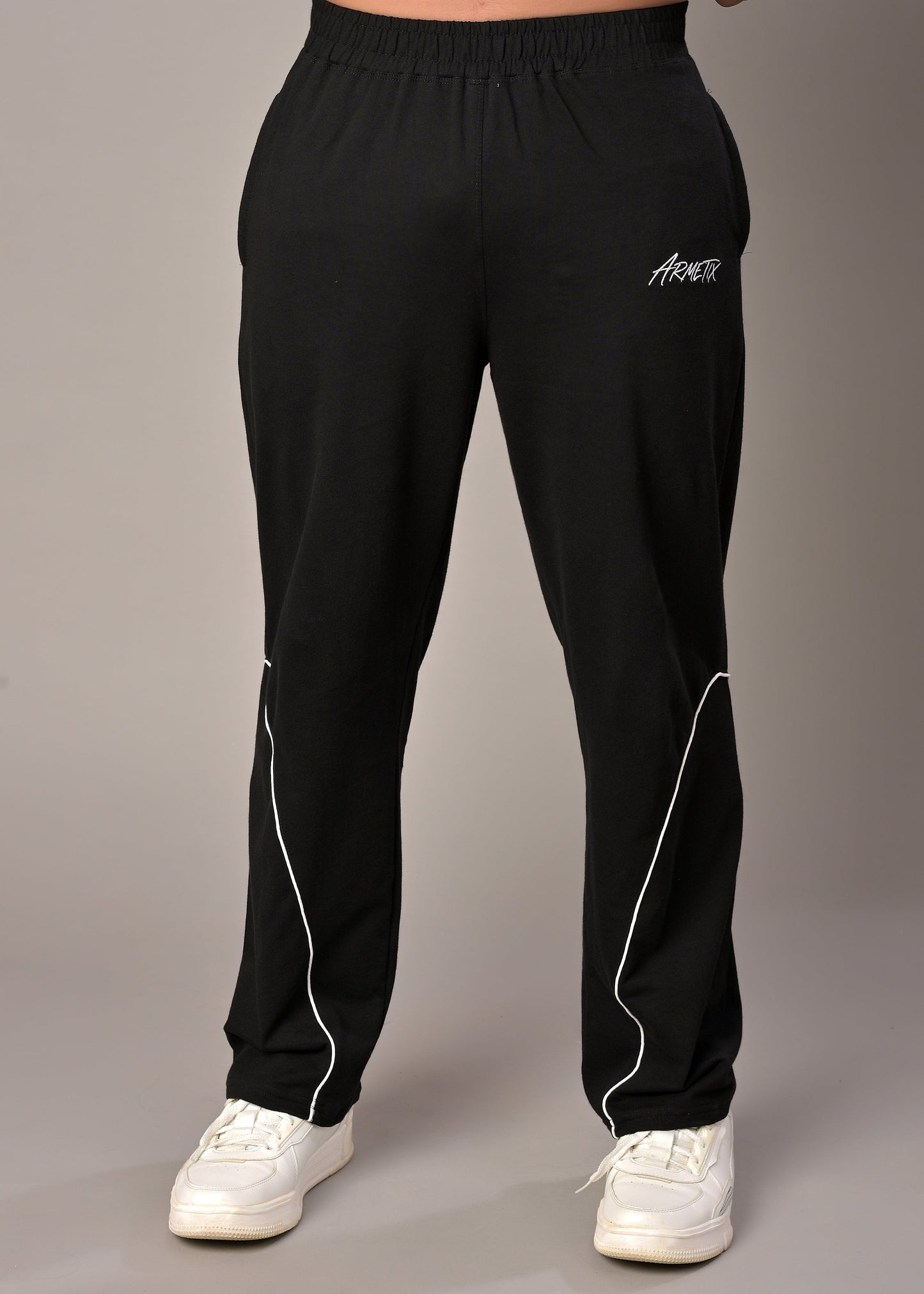 Black unisex track pant